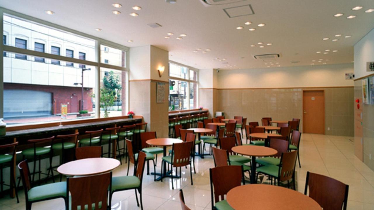 Toyoko Inn Takasaki Eki Nishi Guchi No 1 Dış mekan fotoğraf
